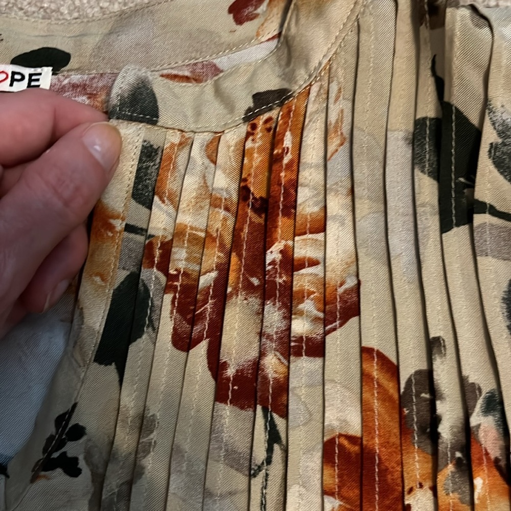 Fairhope Blouse - Picture 4 of 7